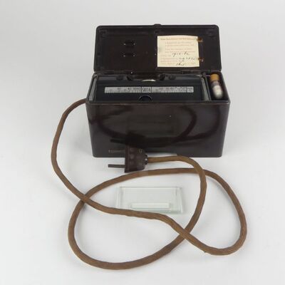 Voorwerpen Adlib\V25461-a.jpg; V25461; ;